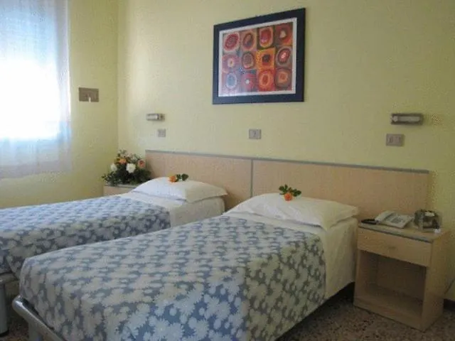 Senio 3*